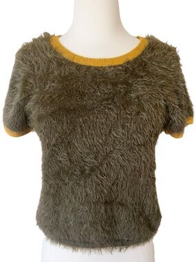 Natural Life Edie Eyelash Short Sleeve Sweater In Olive